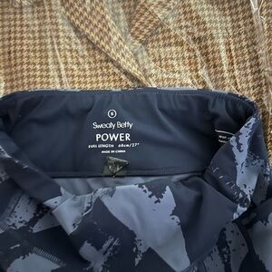 3 Sweaty Betty Power Leggings in Navy/Gray/Wine